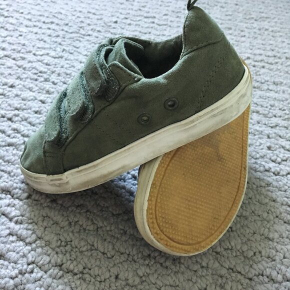 OLD NAVY | boys green velcro sneakers - Picture 6 of 6